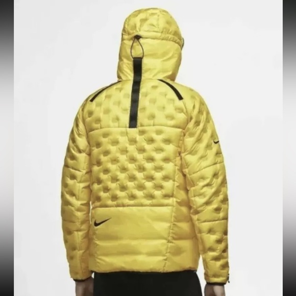 Nike Sportswear Shield Tech Jacket - Picture 2 of 13